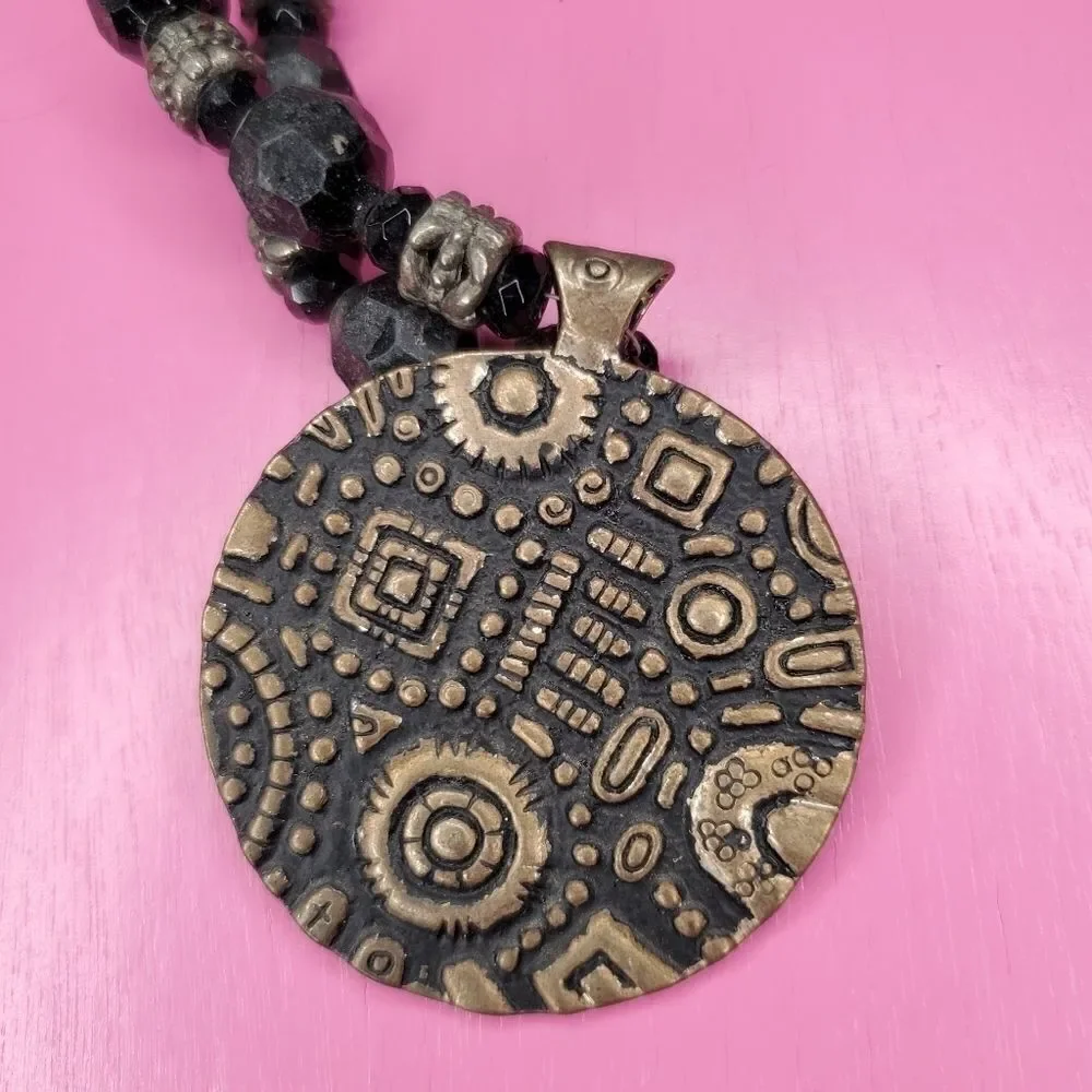 Vintage Women Black & bronze necklace. - Picture 4 of 11